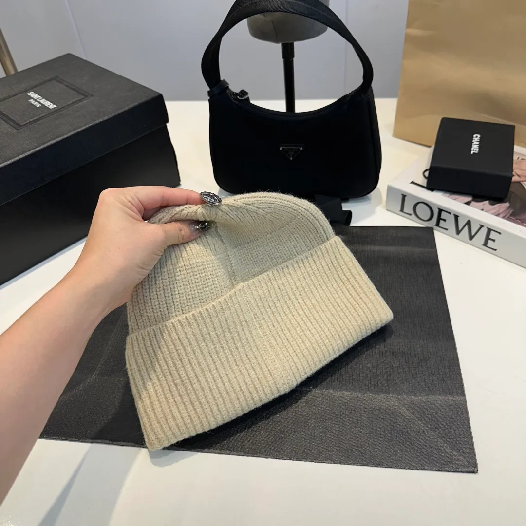 P60 Croxin new knitted beanie